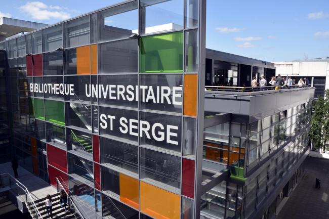 Bibliothèque universitaire Saint-Serge